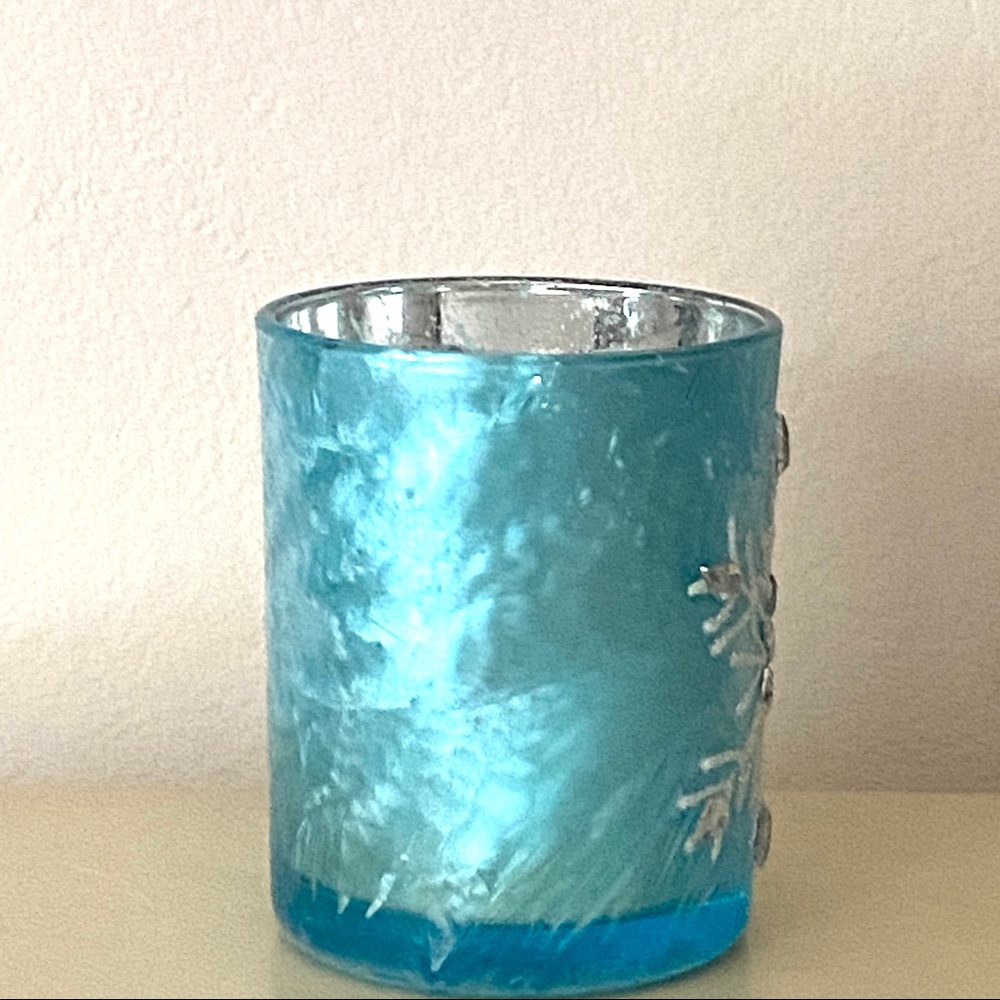 New Candle Holder Blue Silver with Jeweled Snowflake Christmas Winter Holiday - Picture 6 of 6
